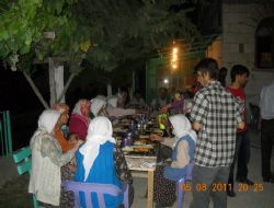 Kazanc Bucak Mahallesin de ftar Yemei